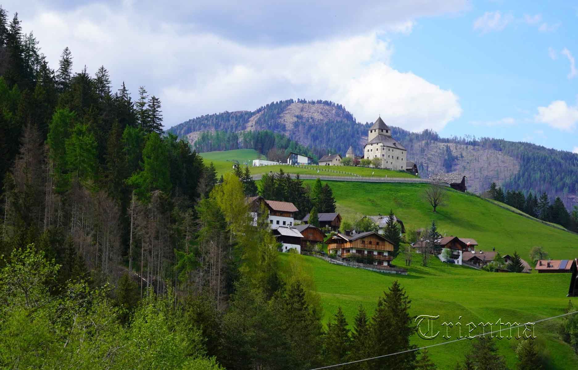 Apfelblüten-Romantik Dolomitentour: Frühlingszauber in Südtirol